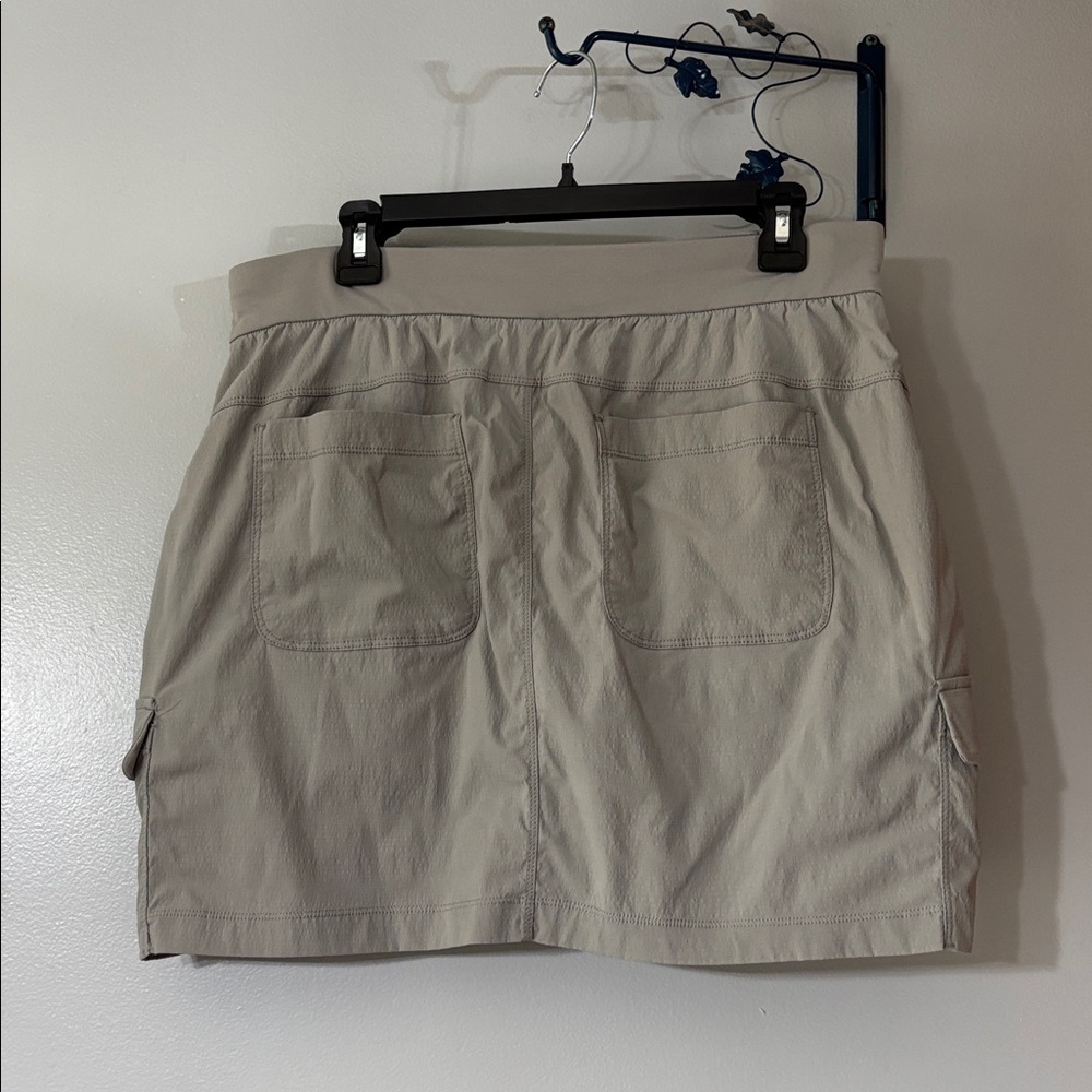 ATHLETA TREKKIE SKORT - Picture 3 of 7